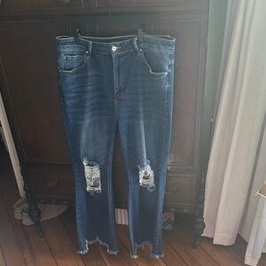 EUC Risen Women's Distressed Dark Blue Denim Jeans Size 1X